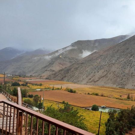 Casa Jardin De Hadas Con Vista Panoramica Pisco Elqui Exterior photo