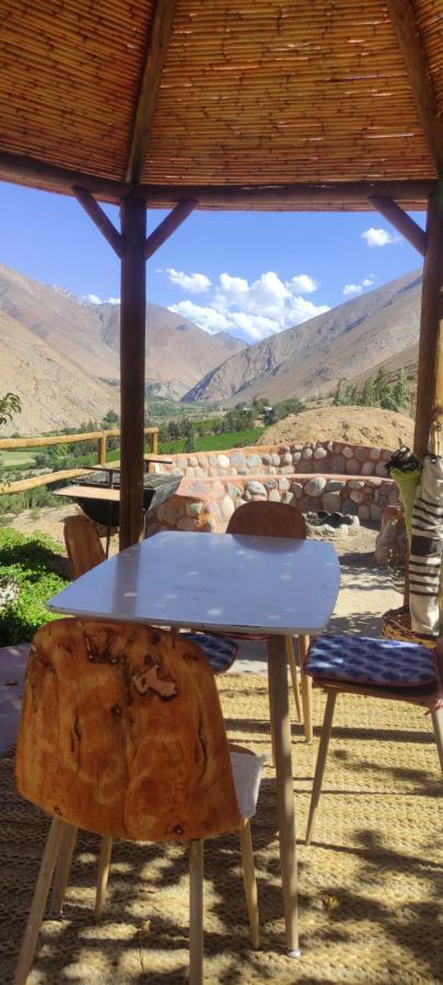 Casa Jardin De Hadas Con Vista Panoramica Pisco Elqui Exterior photo